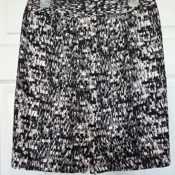 BANANA REPUBLIC WOMENS SKIRT SZ 4 BLACK AND PALE PINK LINEN AND VISCOSE A LINE - Picture 3 of 11